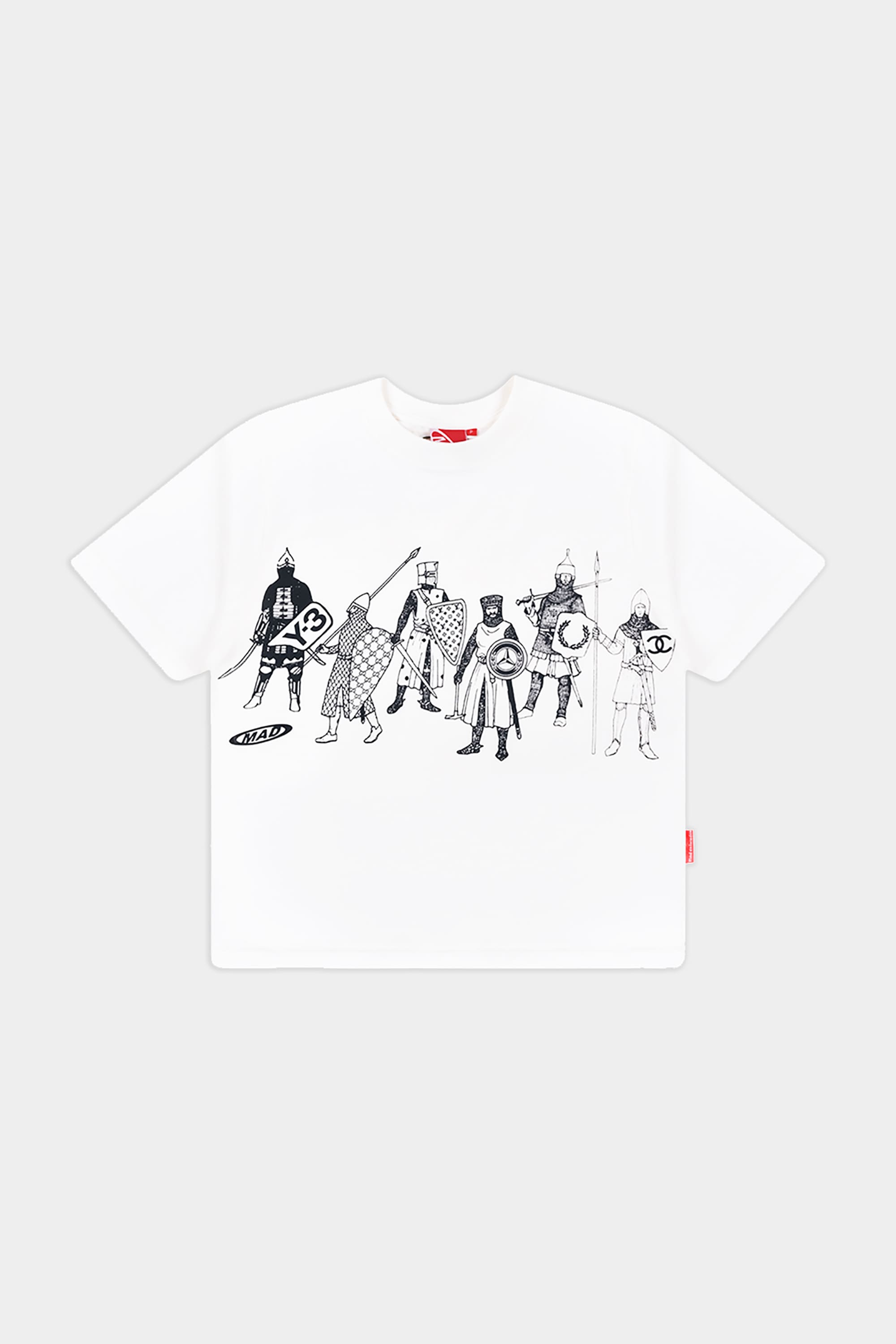 Camiseta Mad Enlatados Guerreiros de Grife (White)