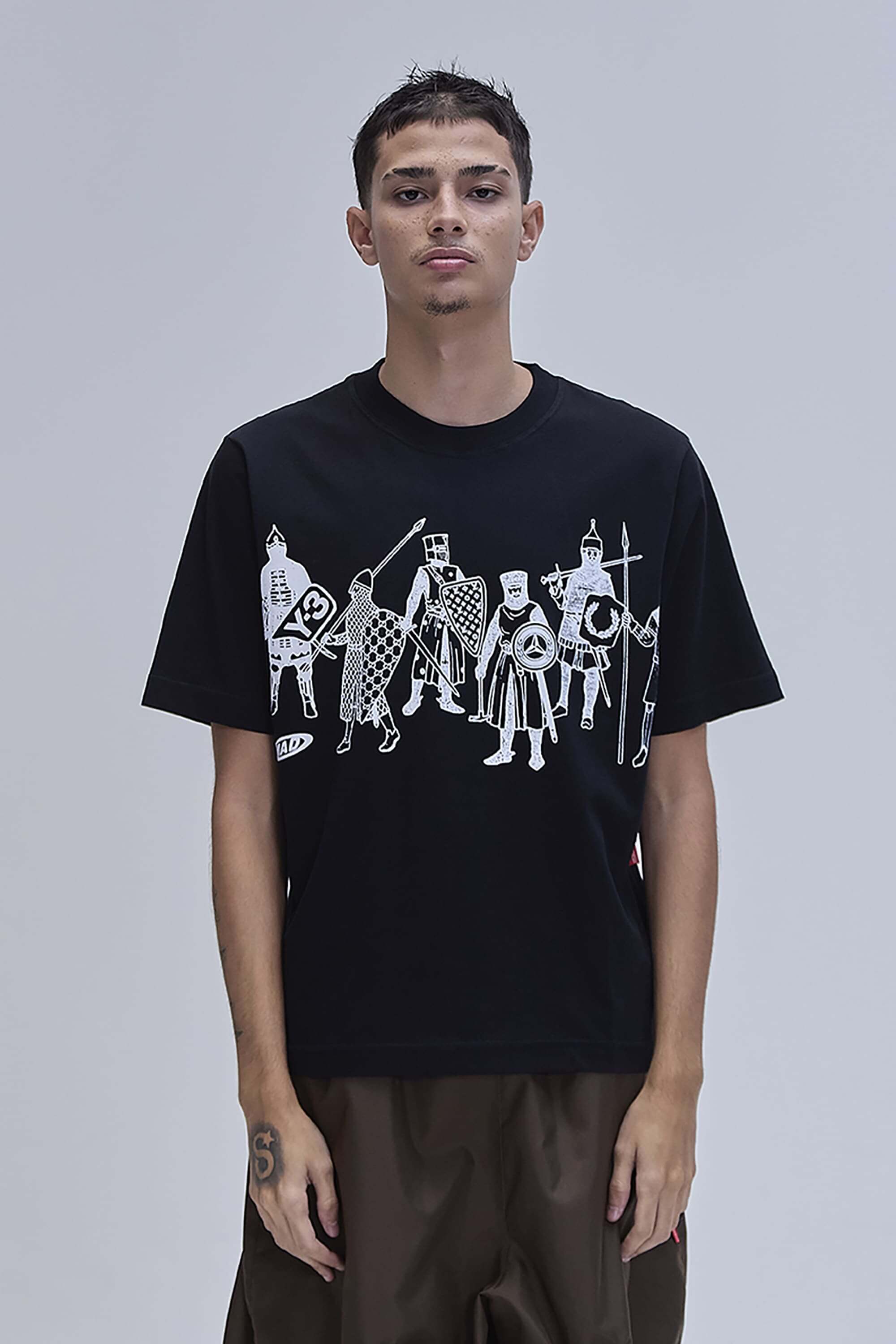 MADGIRL MADPUNK Tシャツ あみあみ Camiseta Mad Enlatados Keef Tubies (White)