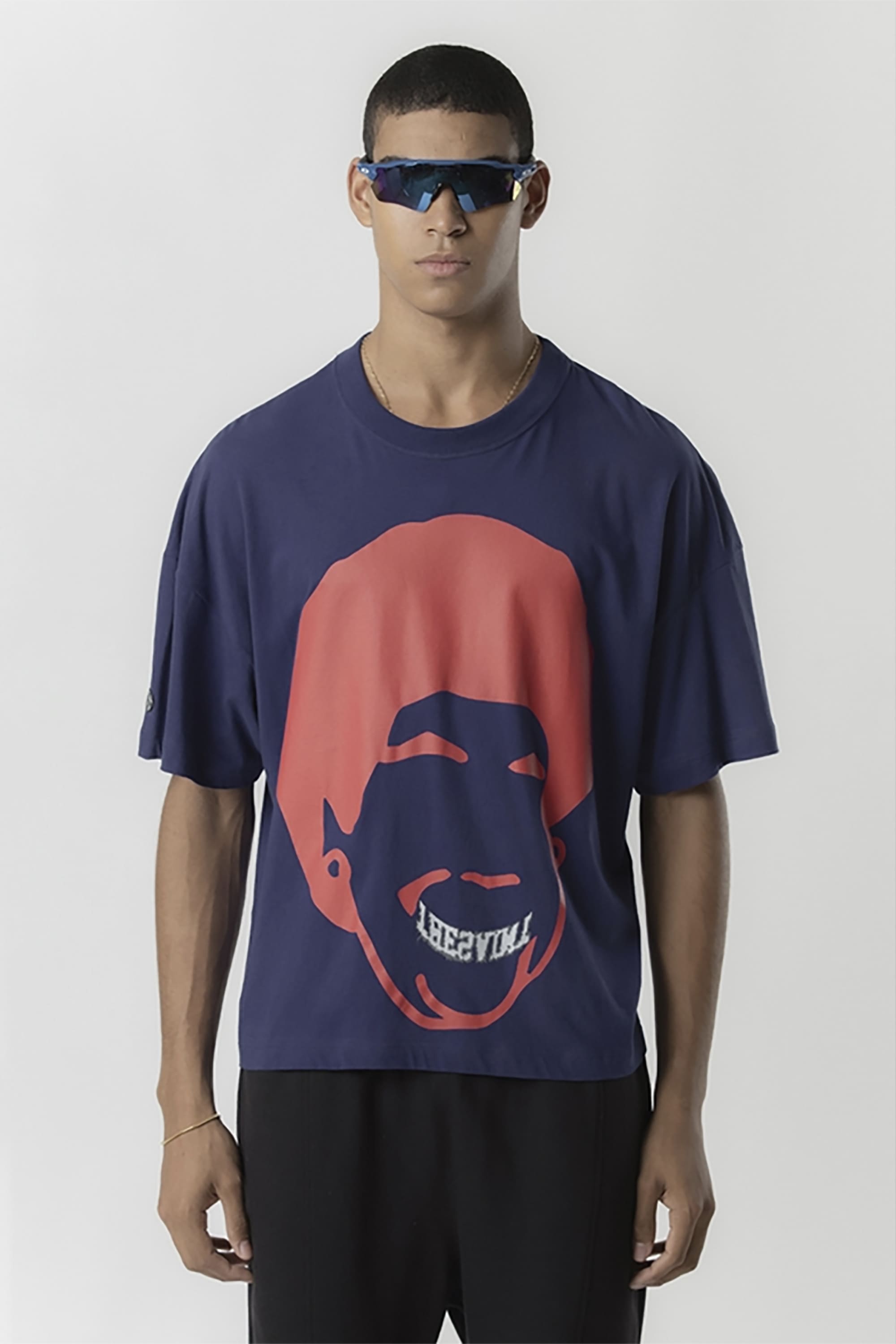 Camiseta TheSaint Oversized Dindinha Smile (Navy)
