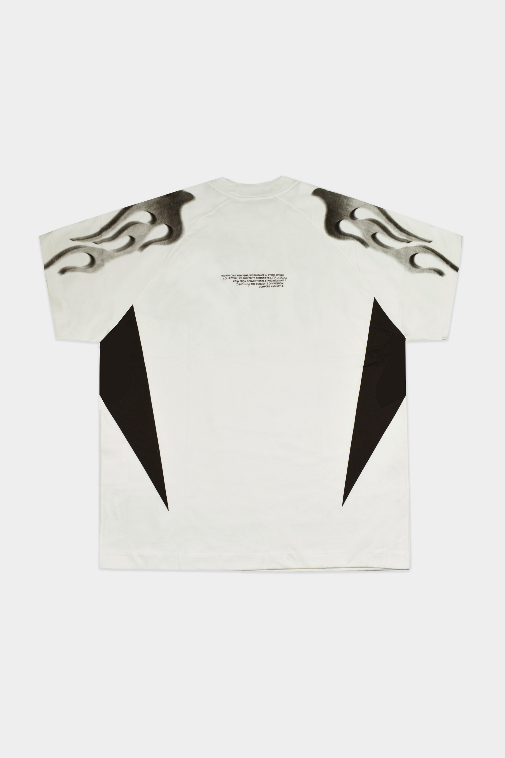 Camiseta TheSaint Oversized Special Flame Off White - Streetwear
