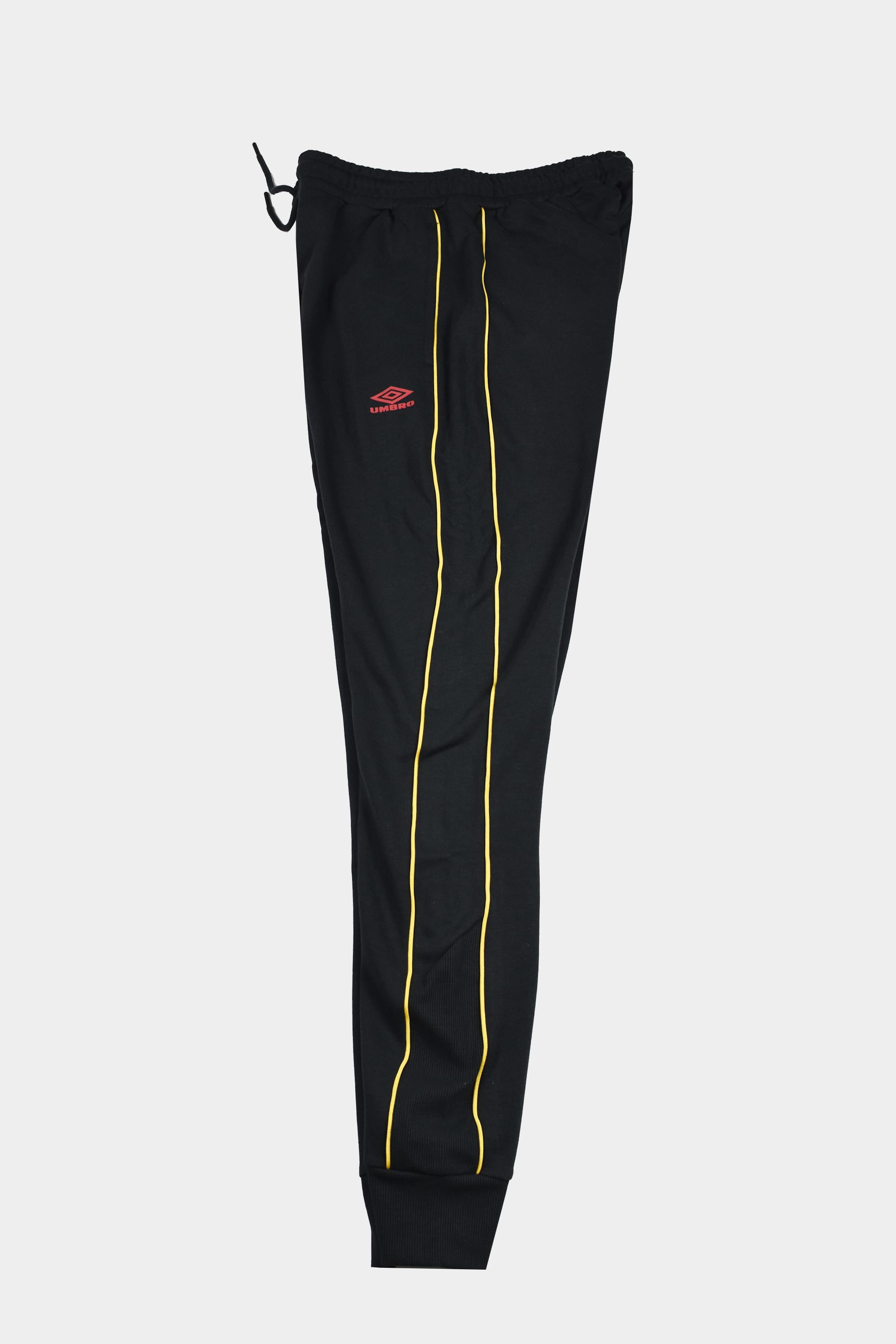 Calça Umbro Panelled Jogger Black/Gold - Conforto e Estilo Urbano